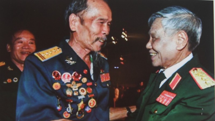 Những hình ảnh quý hiếm về cuộc đời binh nghiệp của Tổng Bí thư Lê Khả Phiêu