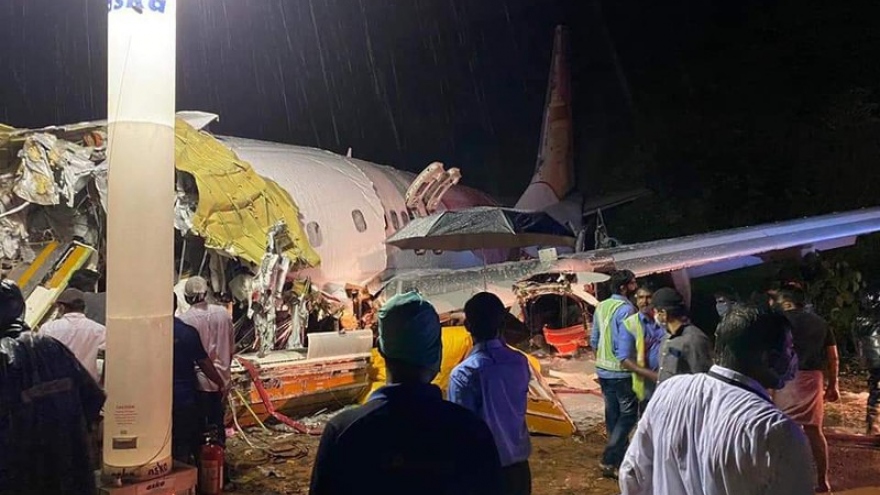 Tai nạn máy bay tại Ấn Độ: Tranh cãi xung quanh thiết kế của sân bay