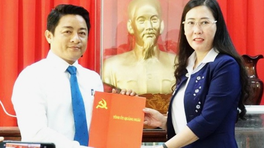 Điều động Chánh Văn phòng UBND tỉnh Quảng Ngãi làm Bí thư Huyện ủy