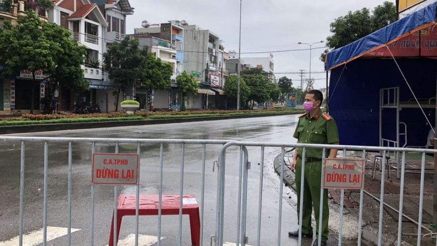 Hai Duong sets up checkpoints to control spread of COVID-19