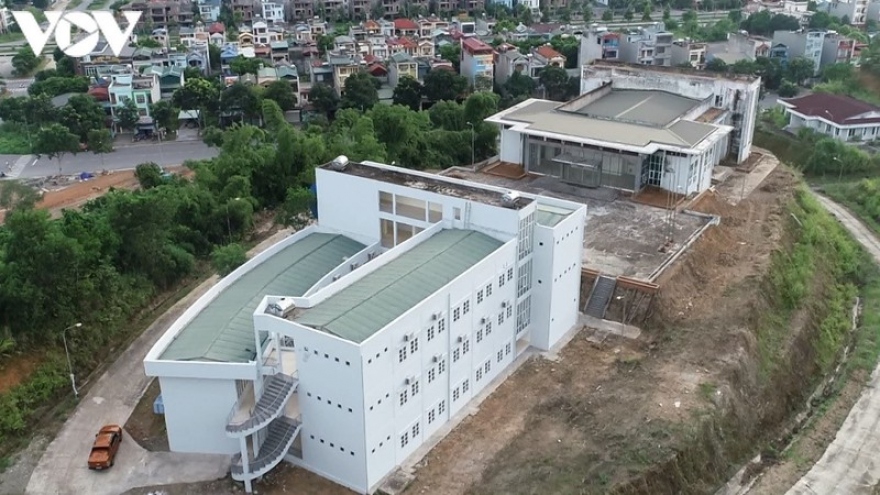 Những trụ sở cơ quan tiền tỷ bị bỏ hoang ở Lào Cai