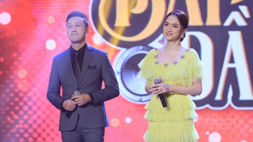 Hậu sóng gió tình cảm, Hoa hậu Hương Giang làm MC gameshow ca nhạc mới