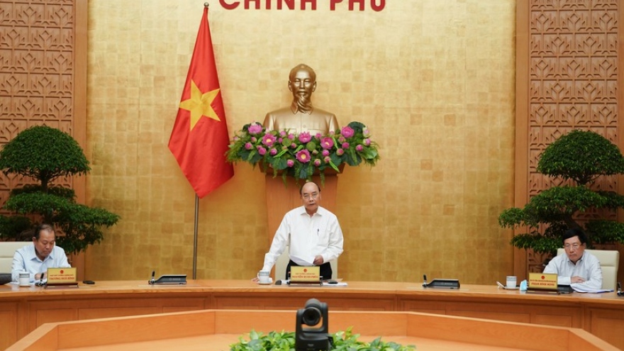 Thủ tướng: Không thể vô cảm trước khó khăn của người dân, doanh nghiệp