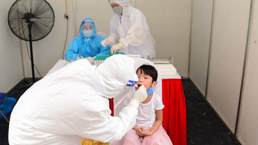 Hanoi continues to conduct RT-PCR tests for returnees from Da Nang