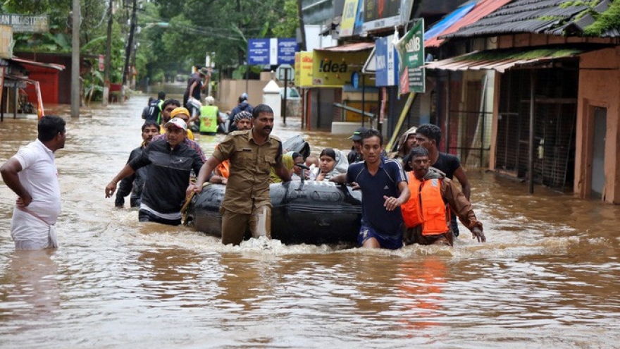 Ít nhất 41 người thiệt mạng do mưa lũ tại Ấn Độ và Nepal