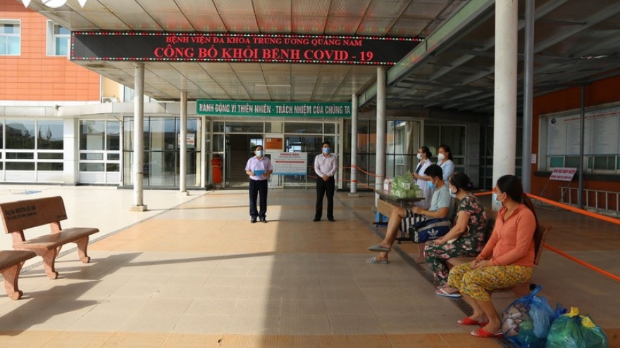 Thêm 10 bệnh nhân mắc Covid-19 điều trị khỏi bệnh tại Quảng Nam