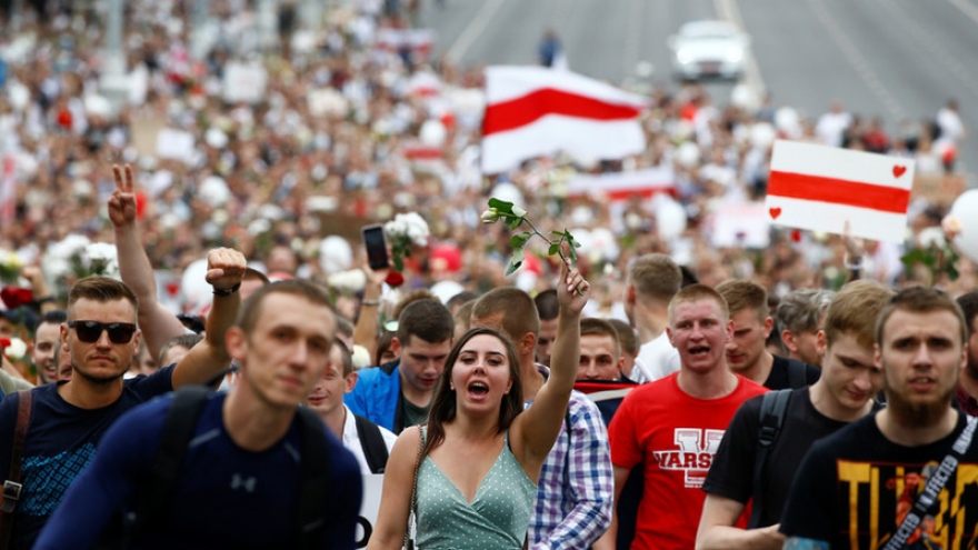 Ba Lan kêu gọi Nga không can thiệp quân sự vào Belarus