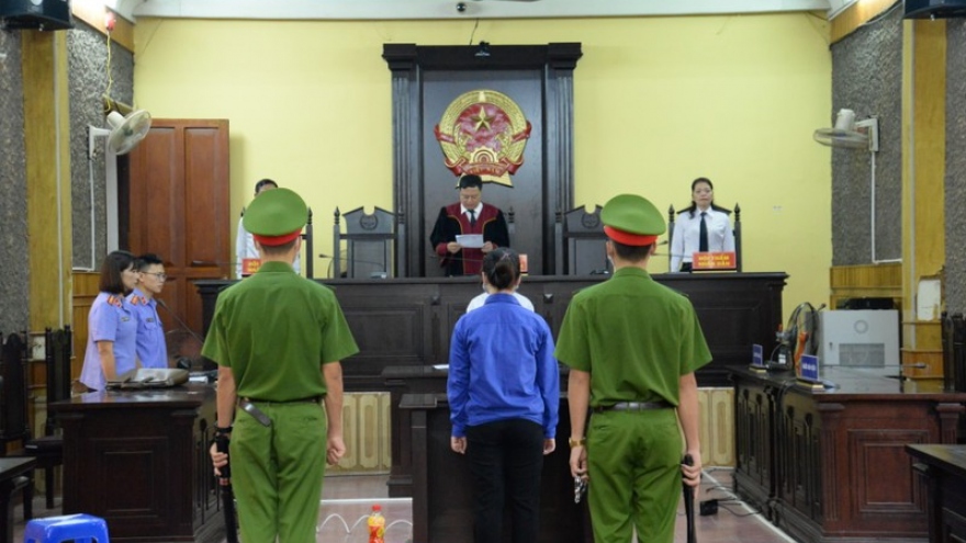 Nóng 24h: Phạt 12 tháng tù với thiếu nữ lừa đảo bán khẩu trang