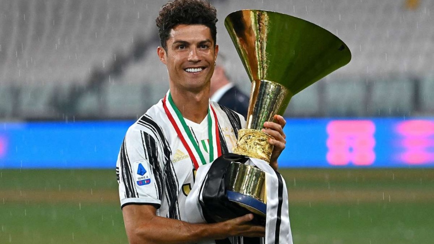 Serie A lùi ngày khởi tranh, Ronaldo có thêm 1 tuần “nghỉ hè”