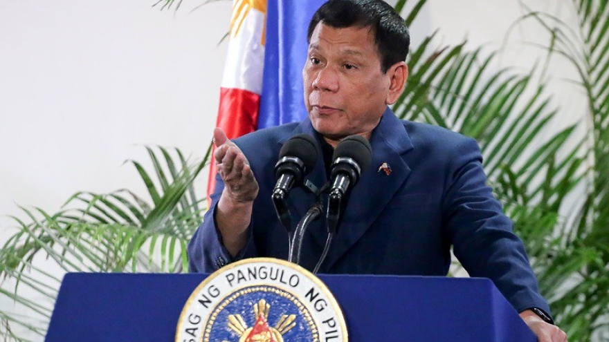 Tổng thống Philippines cấm hải quân nước này tập trận ở Biển Đông