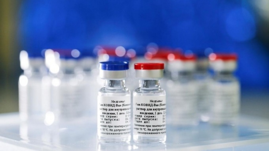 Nga bắt đầu thử nghiệm vaccine trên 40.000 người vào tuần tới