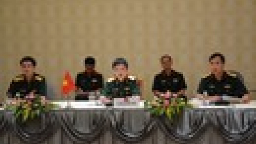 Meeting seeks to enhance Vietnam-Singapore defence ties