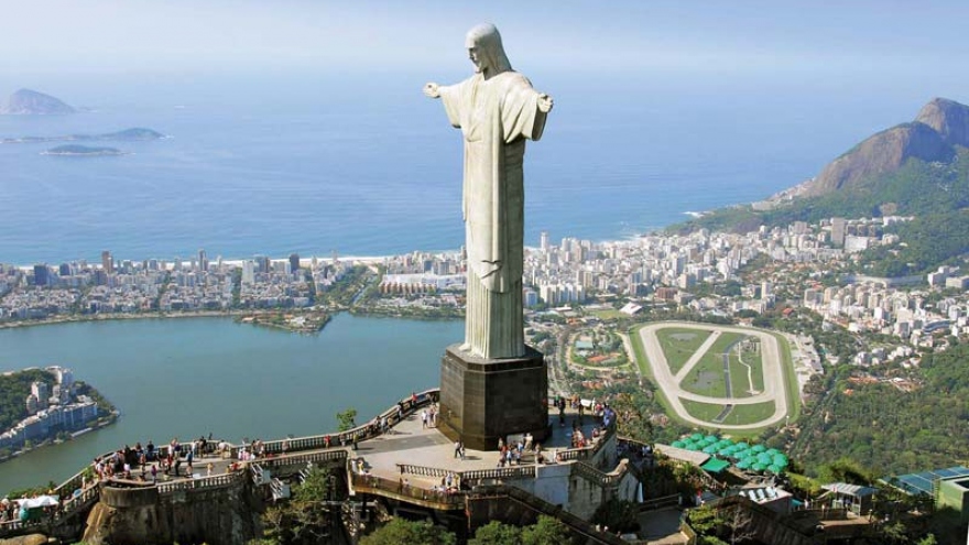 Dù chưa qua đỉnh dịch, một số điểm du lịch tại Brazil đã tái mở cửa