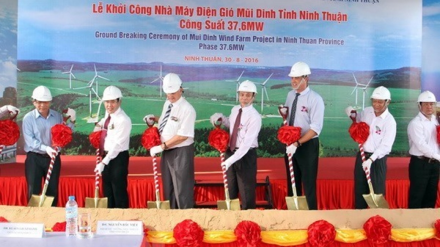 Thai firms acquire wind power farm in Ninh Thuan