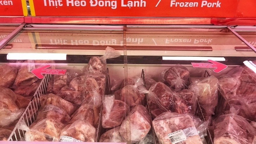 Lượng lớn thịt lợn ngoại nhập về Việt Nam trong 7 tháng qua
