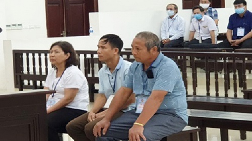 3 cựu cán bộ huyện Ba Vì lĩnh án tù vì cấp sai sổ đỏ