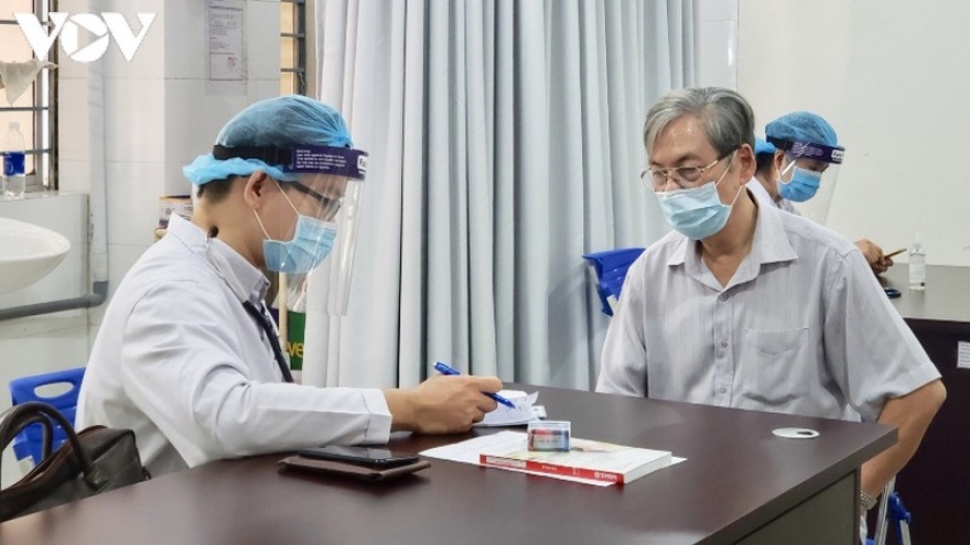 Bệnh viện C Đà Nẵng phân luồng, đón người bệnh trở lại