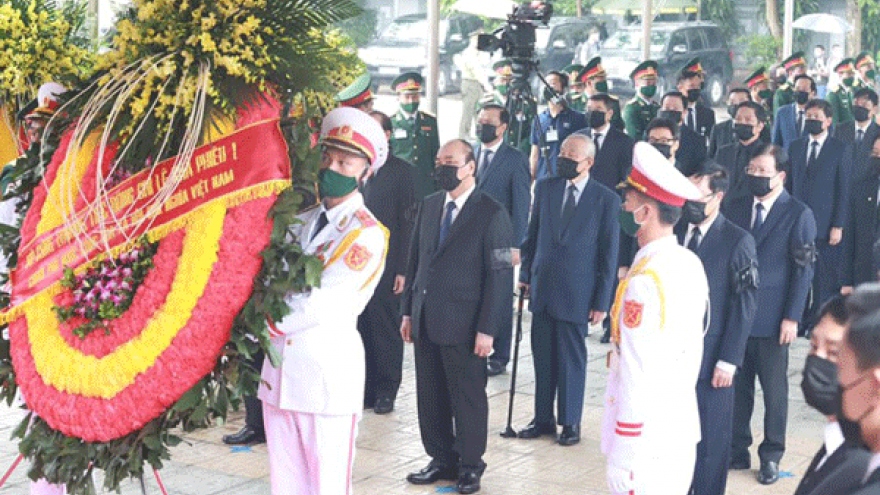 660 đoàn trong nước và quốc tế đến viếng nguyên Tổng Bí thư Lê Khả Phiêu