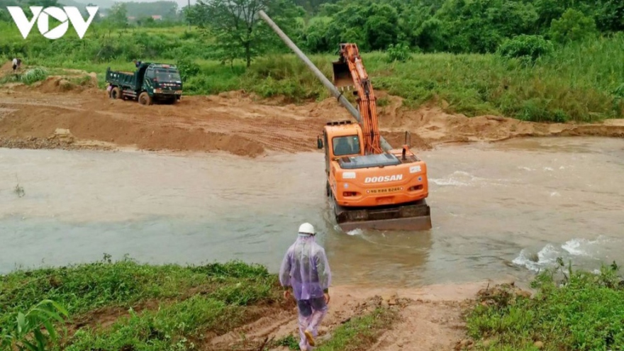 Hồ chứa Yên Lập, Quảng Ninh bắt đầu xả tràn để đảm bảo an toàn