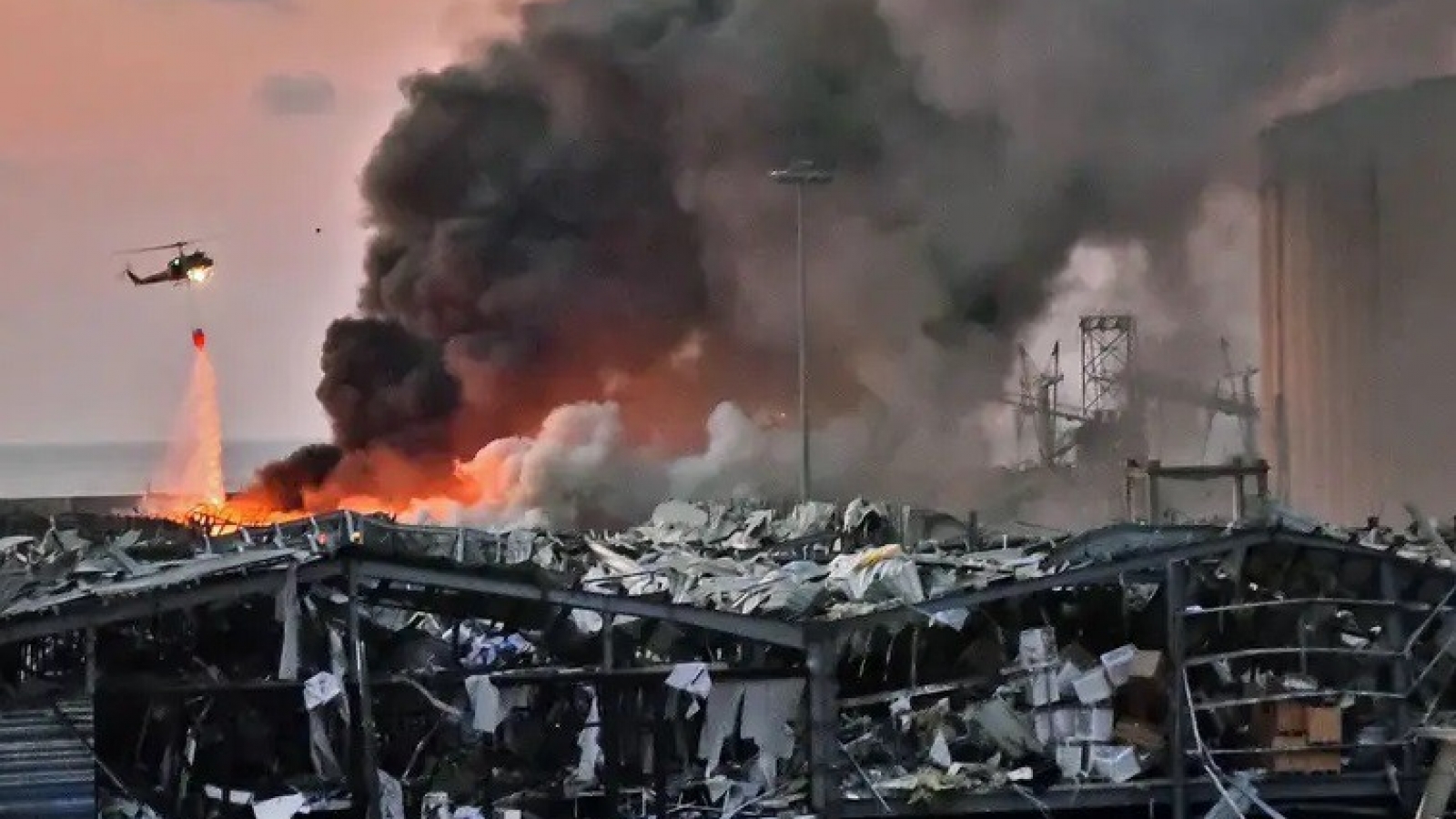 Lebanon phát hiện thêm gần 80 thùng chất nổ, tiềm ẩn nguy cơ thảm họa