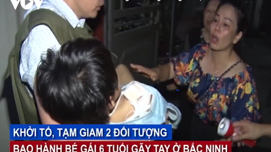 Bắc Ninh: Tạm giam bố đẻ bạo hành con gái 6 tuổi gãy tay