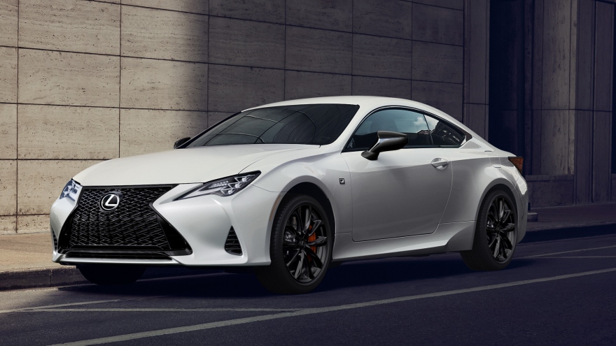 Lexus ra mắt RC Coupe 2021 và bản đặc biệt Black Line Special Edition