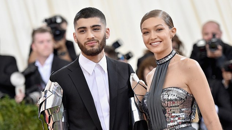 Người hâm mộ "hú hồn" khi tưởng Gigi Hadid đã hạ sinh con đầu lòng với Zayn Malik