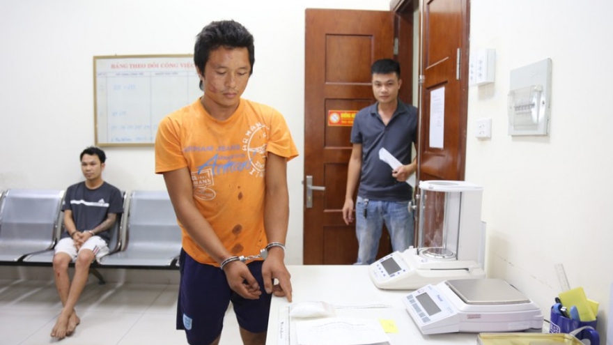 Một cán bộ công an Quảng Ninh bị đâm thủng bụng khi truy bắt tội phạm ma túy