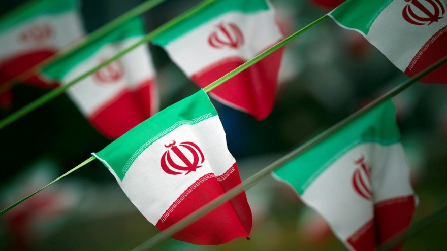 Mỹ “đơn thương độc mã” trong cuộc chiến trừng phạt Iran
