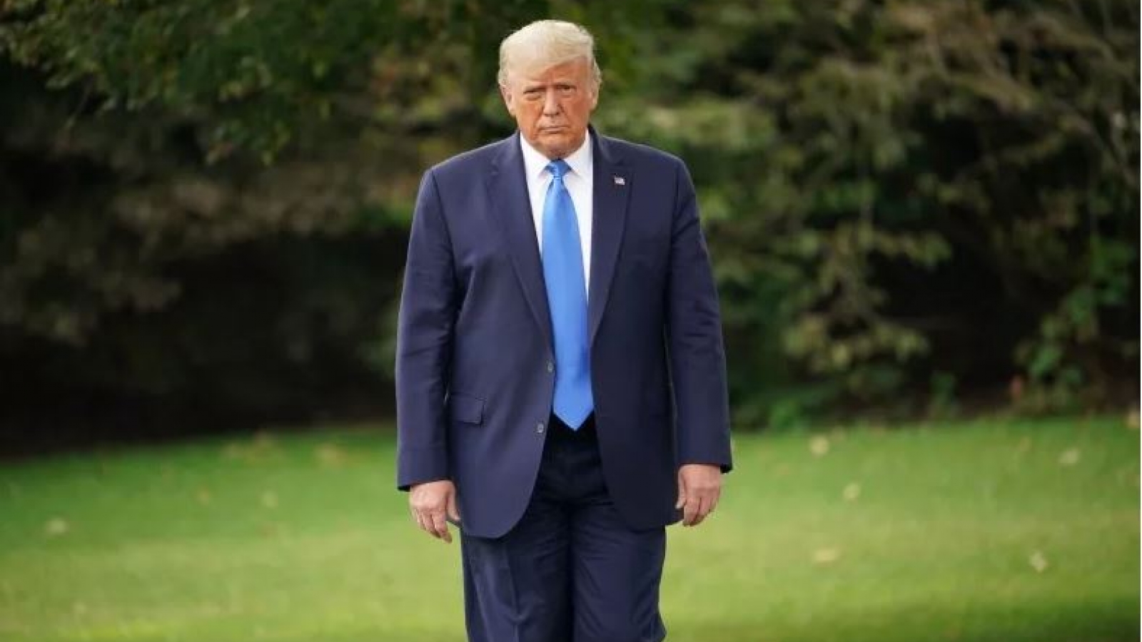 Bầu cử Mỹ: Ông Trump thu hẹp cách biệt với ông Biden xuống còn một nửa