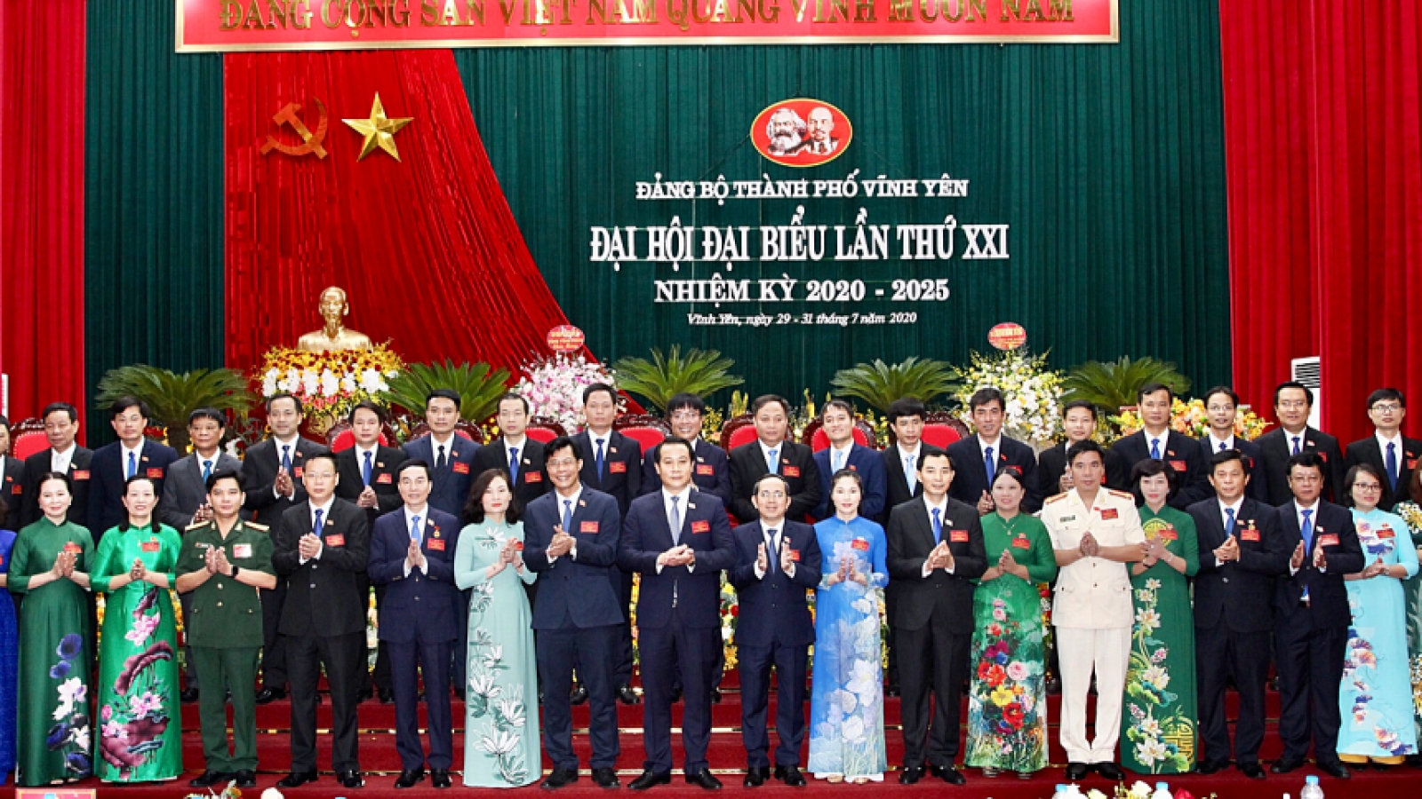 Nhân sự chủ chốt- nhìn từ Đại hội Đảng bộ cấp trên cơ sở