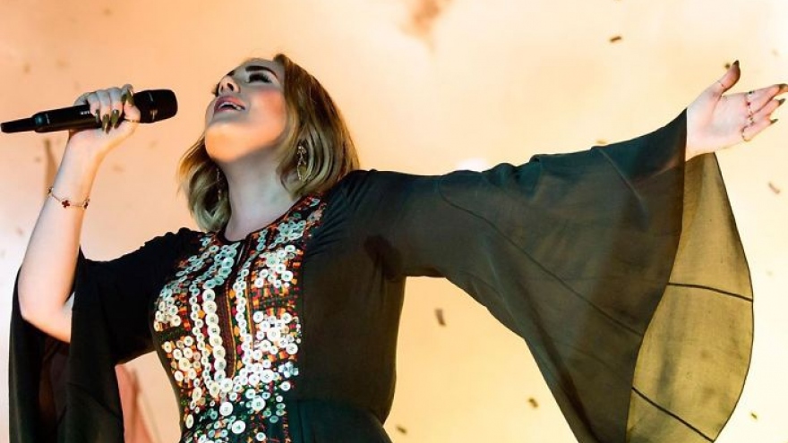 Đằng sau màn giảm cân ngoạn mục của Adele: "Không ai có quyền chỉ trích người khác"