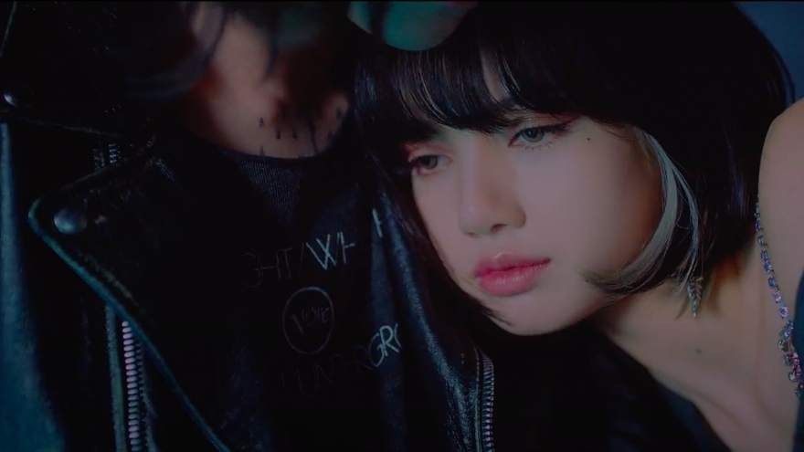 BLACKPINK buồn bã, đau khổ vì tình trong teaser MV "Lovesick Girls" 