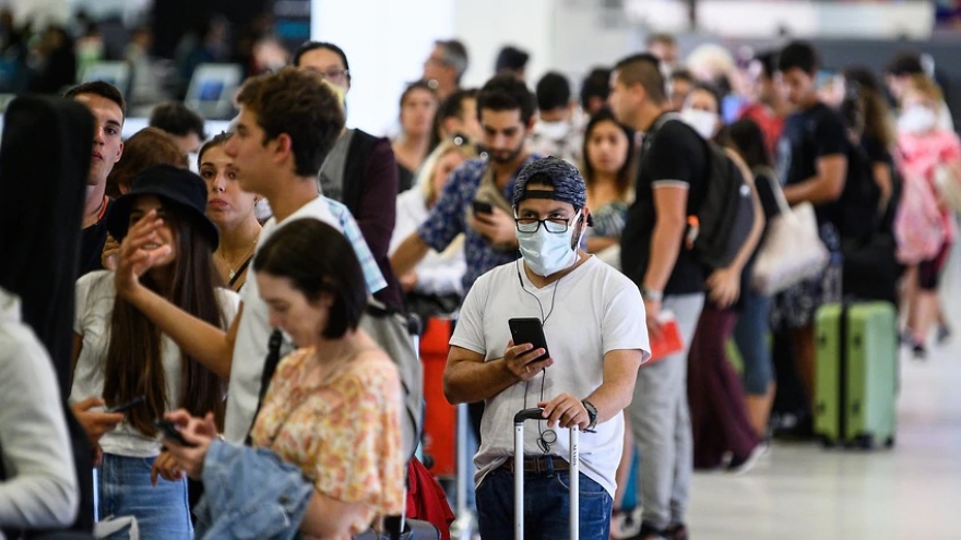 Australia chuẩn bị đưa 24.000 công dân về nước trước Giáng sinh