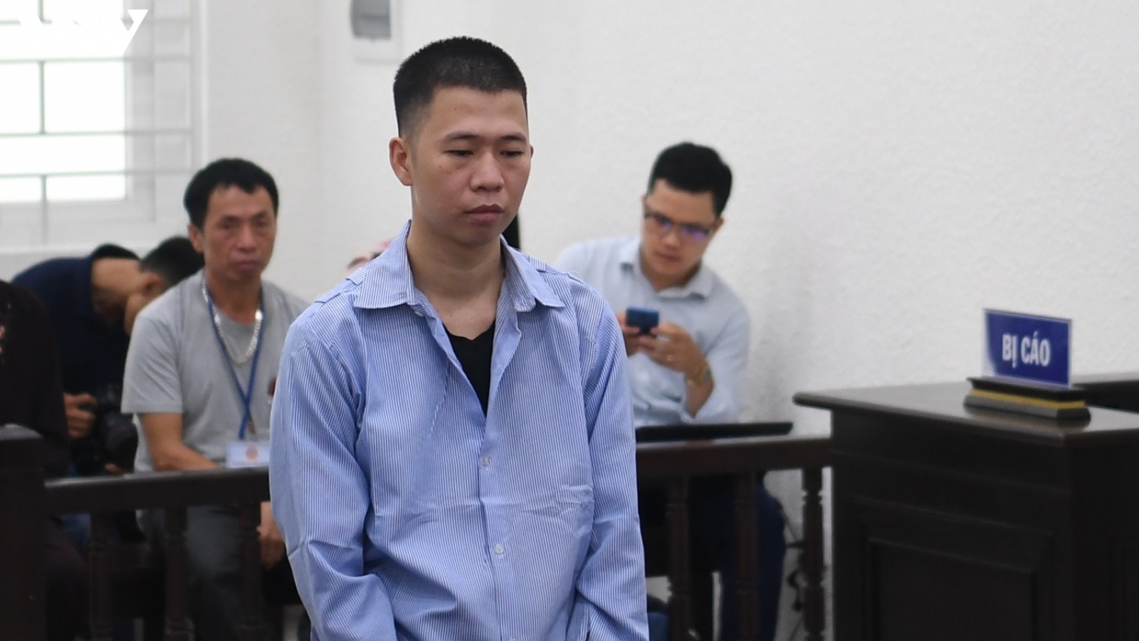 Tử hình nghịch tử giết mẹ trong lúc say rượu