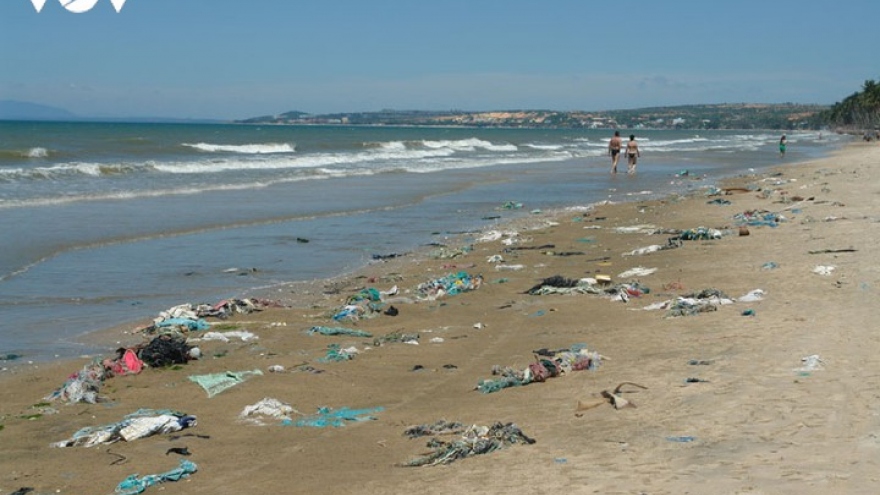 Ô nhiễm rác thải nhựa đại dương: "Có lúc thu hoạch rác thải nhựa nhiều hơn số lượng cá”