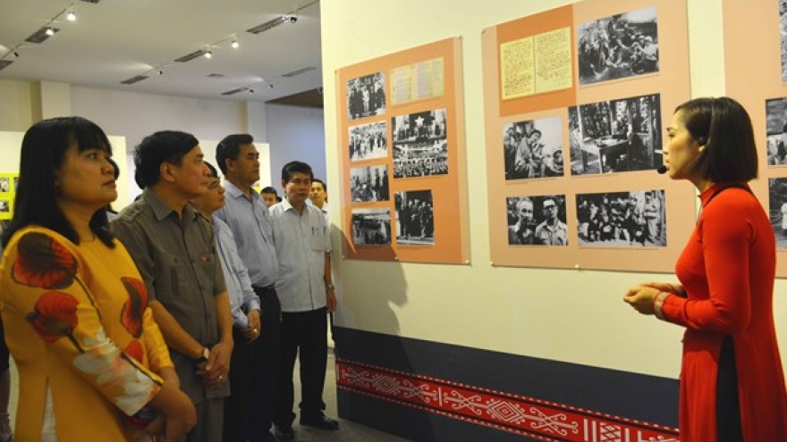 Dak Lak: Exhibition spotlights President Ho Chi Minh’s life and career