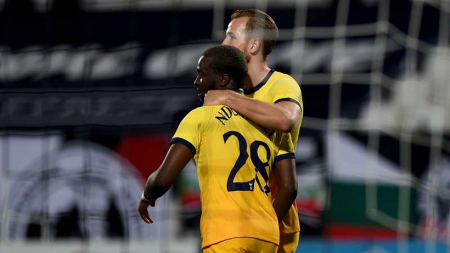 HLV Mourinho nói gì khi Tottenham suýt bị loại sớm ở Europa League? 