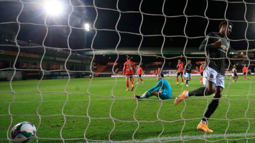 Luton Town 0-3 MU: Đẳng cấp ngôi sao lên tiếng