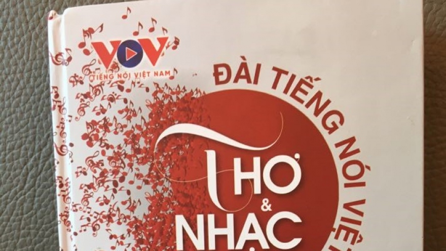 “Đài Tiếng nói Việt Nam – Thơ và Nhạc”: Một hành trình tiếp lửa