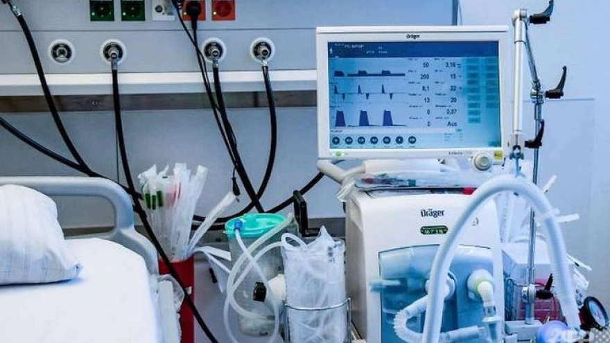 Bộ Y tế công khai giá trang thiết bị y tế để khắc phục tình trạng đội giá