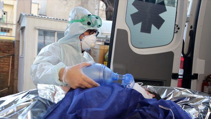 Hàng trăm nhân viên y tế Algeria tử vong vì Covid-19