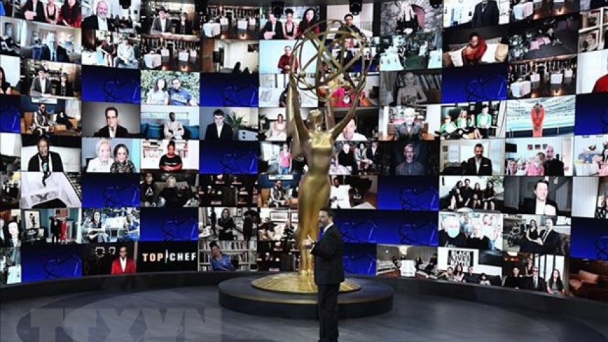Emmy 2020: Schitt's Creek "đại thắng"