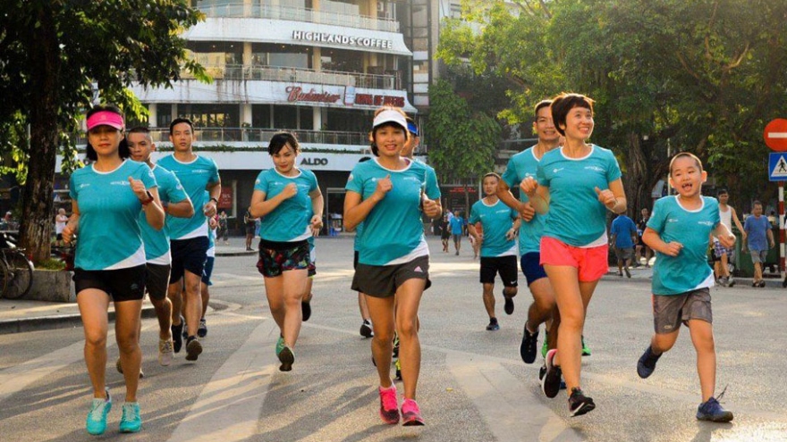 1,000 athletes join charity run to fight against heart disease