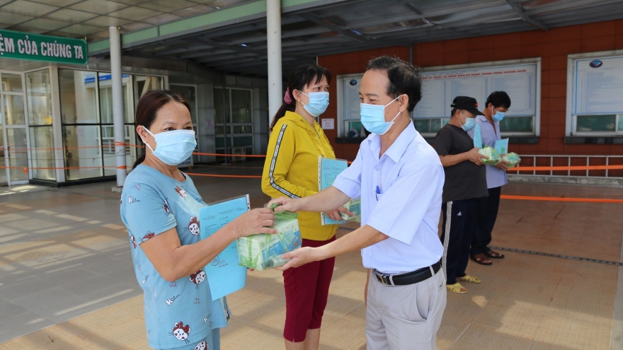 Quảng Nam cho xuất viện thêm 13 bệnh nhân mắc Covid-19 đã khỏi bệnh