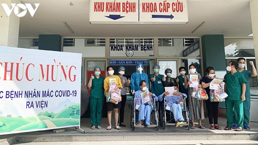 11 bệnh nhân ở Đà Nẵng hết Covid -19 được ra viện