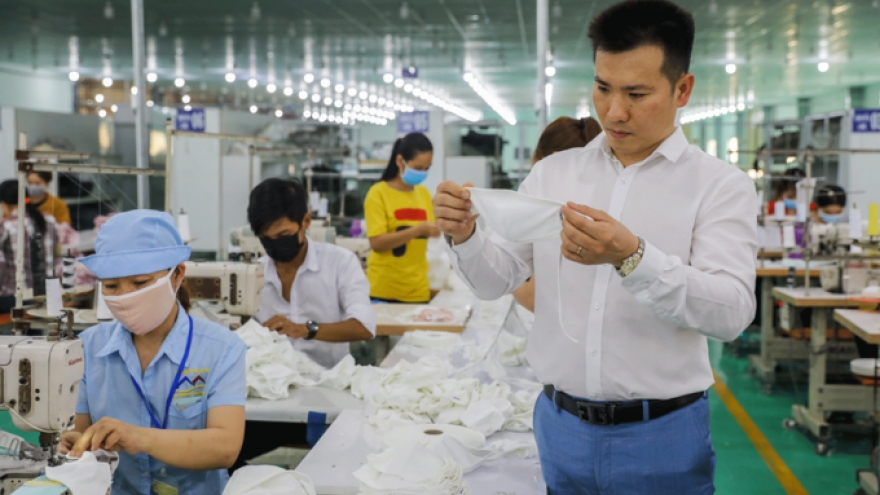 Tax cut to businesses of little use since most are losing: experts