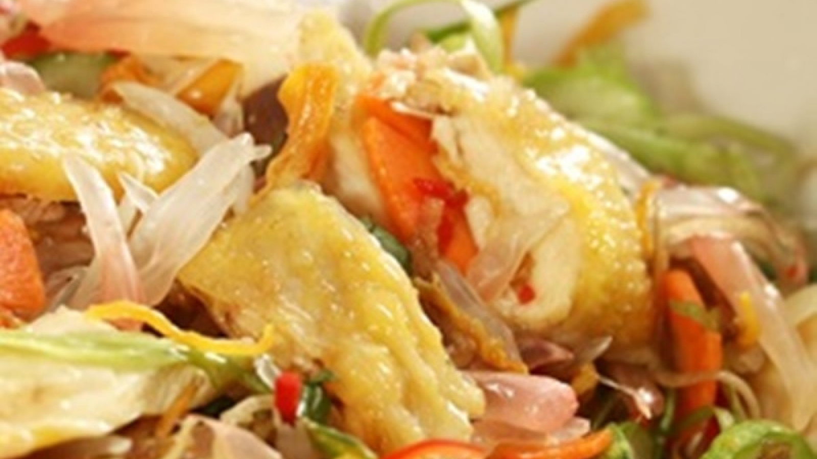 Mách các mẹ món gỏi bưởi trộn thịt gà, ăn vừa ngon lại không lo béo