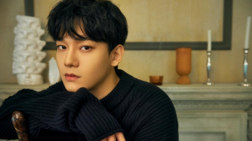 Vừa phát hành ca khúc mới, Chen (EXO) công bố ngày nhập ngũ