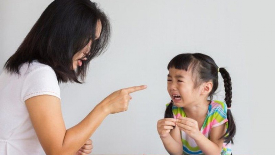 8 biện pháp kỷ luật trẻ phản tác dụng mà cha mẹ thường làm